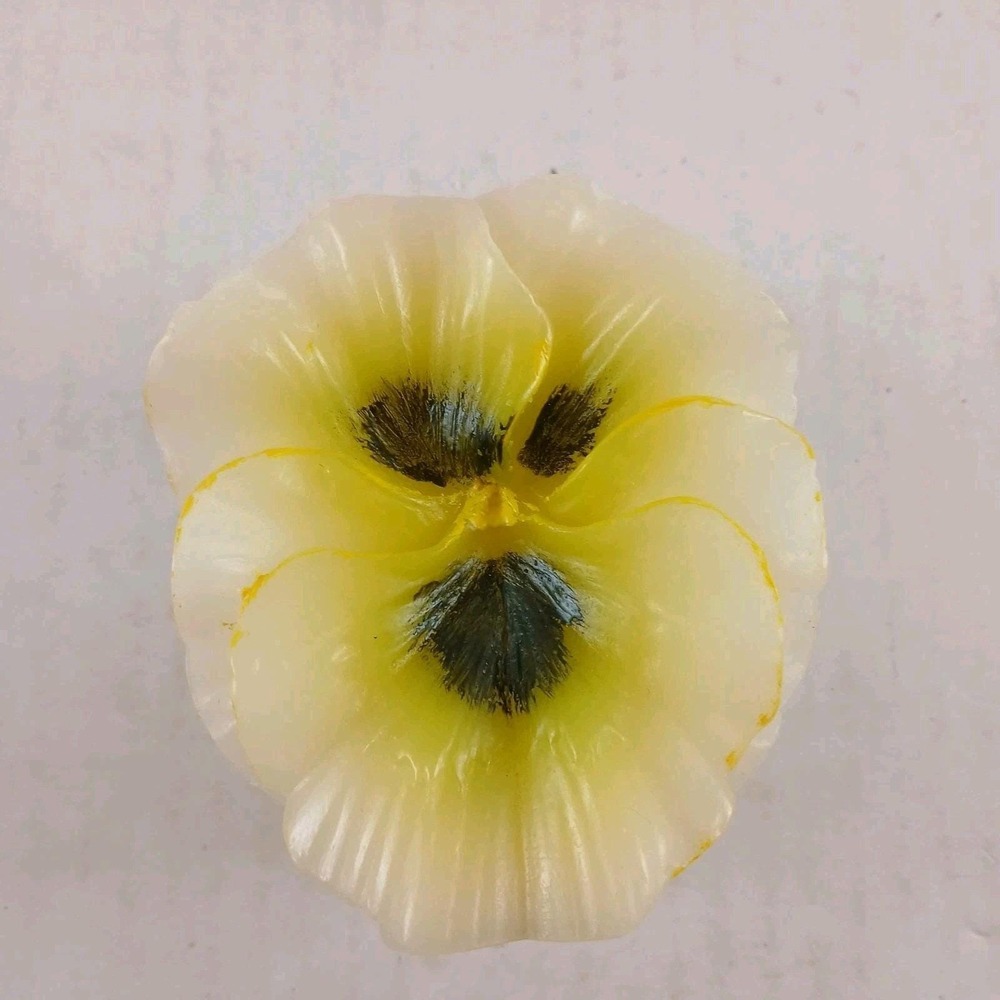 Vintage Pointe A La Ligne Pansy Flower Candle Paris France White Yellow